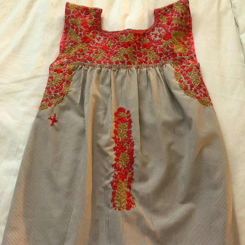 mi golondrina size small blouse EUC
